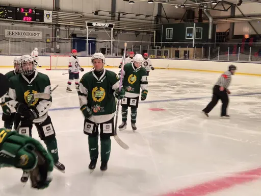 Bilderna är från den första (seger)matchen mot Värmdö. Foto: Ettan