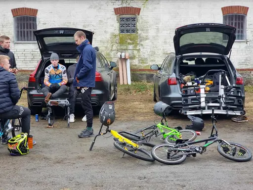 Lerum och Kungsbacka alla är ej med på bild