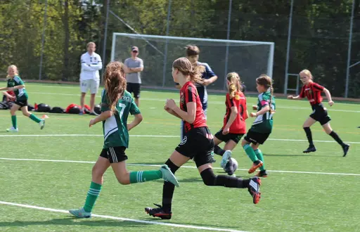 Foto: @skarviknina_fotboll