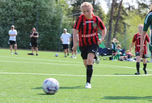 Foto: @skarviknina_fotboll