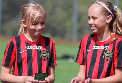 Foto: @skarviknina_fotboll