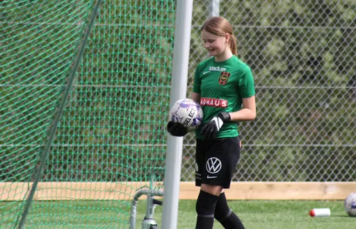 Foto: @skarviknina_fotboll