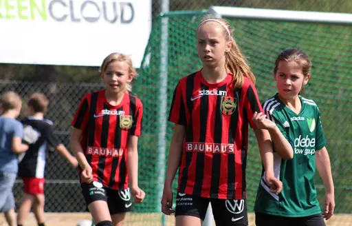 Foto: @skarviknina_fotboll