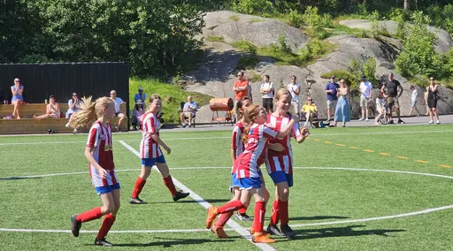Match 1: Bild 1-14. Match 2: Bild 15-32. Collage: Bild 33