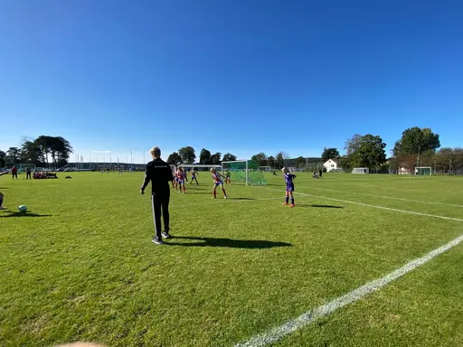Två jämna matcher mot Lerum i solskenet!