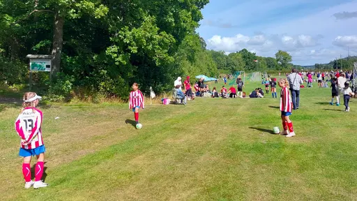 Vår första "hemma-cup" på Yttern. Vi ställde upp med två lag och spelade riktigt bra i solskenet.