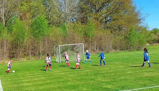 Bild 1-5, 8, 11, 14-15, 17-18, 21-22: YIS-Nödinge. Bild 6-7, 9-10, 12-13, 16, 19-20, 23: YIS-Romelanda.