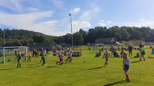 Vår första "hemma-cup" på Yttern. Vi ställde upp med två lag och spelade riktigt bra i solskenet.