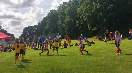 Vår första "hemma-cup" på Yttern. Vi ställde upp med två lag och spelade riktigt bra i solskenet.