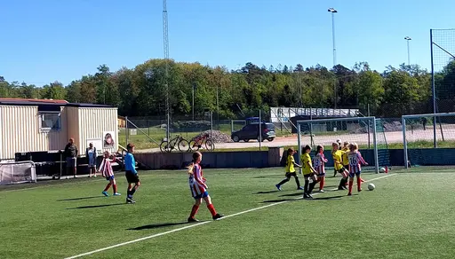 Bild 1-12: Kode-YIS. Bild 13-17: Kareby-YIS
