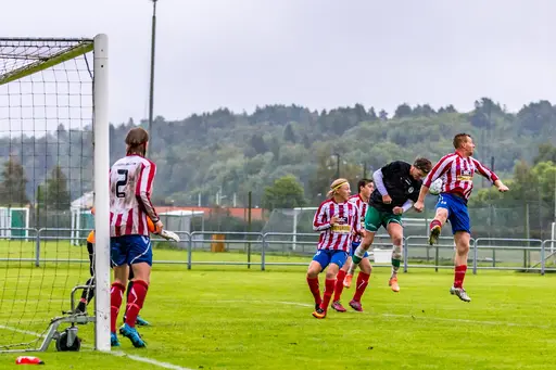 Bilder tagna av Joakim i ösregnet på Yttern.