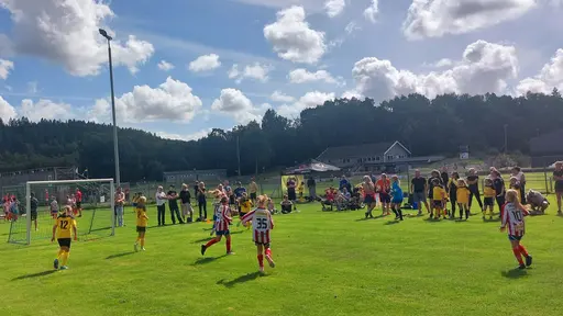 Vår första "hemma-cup" på Yttern. Vi ställde upp med två lag och spelade riktigt bra i solskenet.
