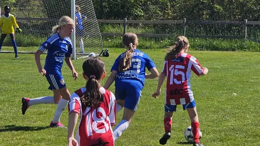 Första matchen: Bild 1-14. Andra matchen: Bild 15-27