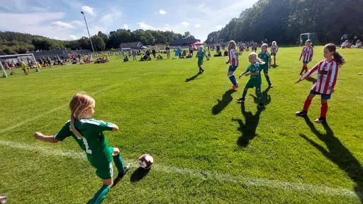 Vår första "hemma-cup" på Yttern. Vi ställde upp med två lag och spelade riktigt bra i solskenet.
