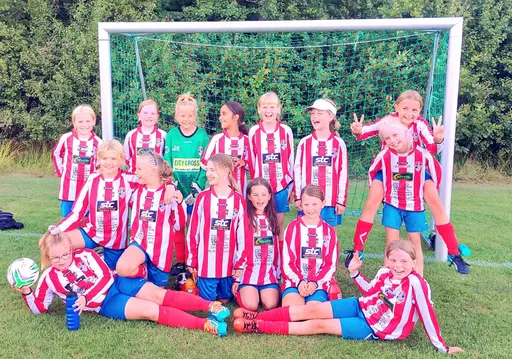 Vår första "hemma-cup" på Yttern. Vi ställde upp med två lag och spelade riktigt bra i solskenet.