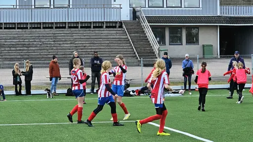 Fint spel av F-13 resulterade i många mål