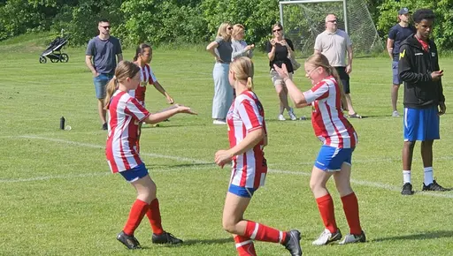 Första matchen: Bild 1-12. Andra matchen: Bild 13-24.