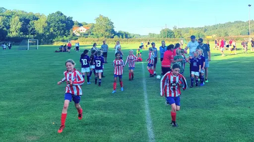 Vår första "hemma-cup" på Yttern. Vi ställde upp med två lag och spelade riktigt bra i solskenet.
