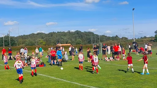 Vår första "hemma-cup" på Yttern. Vi ställde upp med två lag och spelade riktigt bra i solskenet.