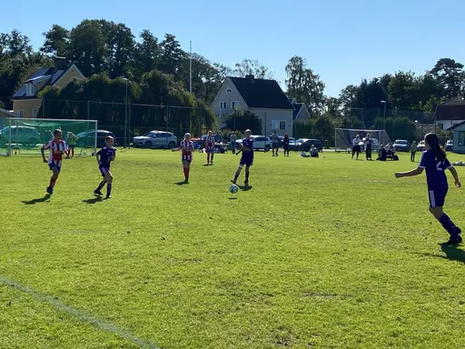 Två jämna matcher mot Lerum i solskenet!