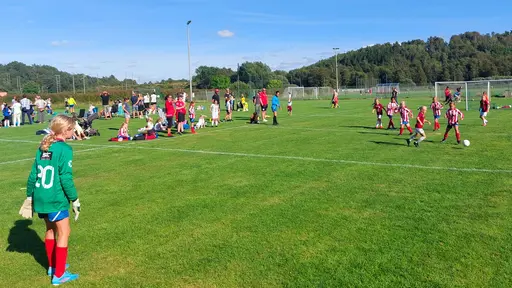 Vår första "hemma-cup" på Yttern. Vi ställde upp med två lag och spelade riktigt bra i solskenet.