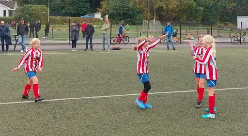 Imponerande spel av YIS i båda matcherna denna söndagsförmiddag.