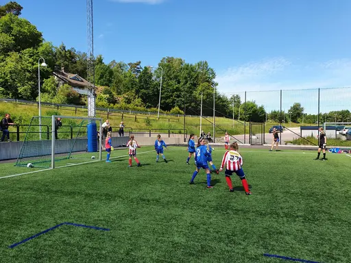 Matcher mot Nödinge på ett soligt Vimmervi. 
