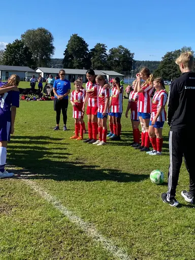 Två jämna matcher mot Lerum i solskenet!
