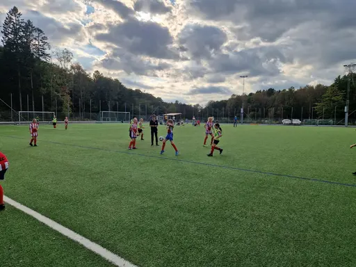 På ett soligt Lillhagens IP hade vi dubbelmöte mot Backatorp.