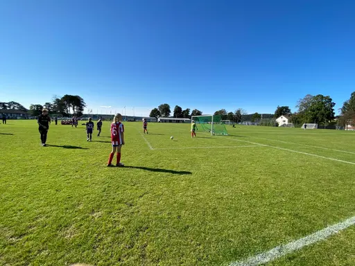 Två jämna matcher mot Lerum i solskenet!