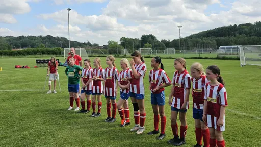 Första matchen: Bild 1-12. Andra matchen: Bild 13-24.
