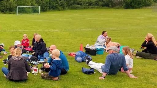 Vi avslutade vårsäsongen med femkamp och fika tillsammans med föräldrarna