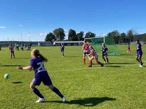 Två jämna matcher mot Lerum i solskenet!