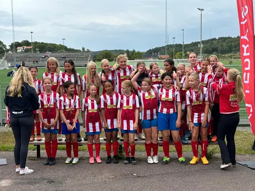 Ytterby Cup där våra två lag fick möta Mölndal, Kode och Kareby