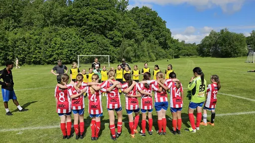 Första matchen: Bild 1-12. Andra matchen: Bild 13-24.