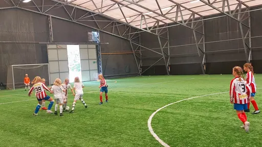 Vår första "hemma-cup" på Yttern. Vi ställde upp med två lag och spelade riktigt bra i solskenet.
