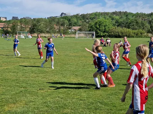 Första matchen: Bild 1-14. Andra matchen: Bild 15-27