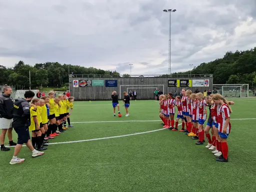 Ytterby Cup där våra två lag fick möta Mölndal, Kode och Kareby