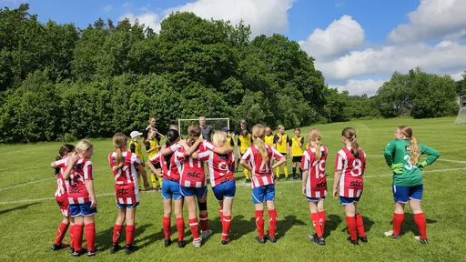 Första matchen: Bild 1-12. Andra matchen: Bild 13-24.