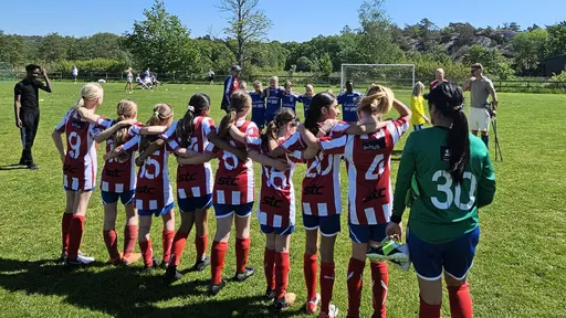 Första matchen: Bild 1-14. Andra matchen: Bild 15-27
