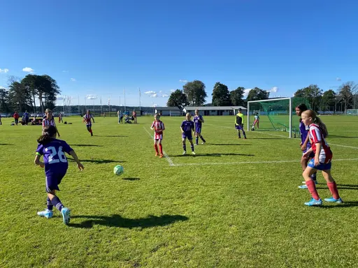 Två jämna matcher mot Lerum i solskenet!
