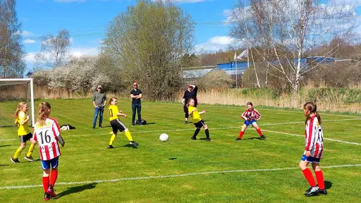 Bild 1-2: YIS-Kongahälla Bild 3-9: YIS-Älvängen Bild 10-14: YIS-Hermansby