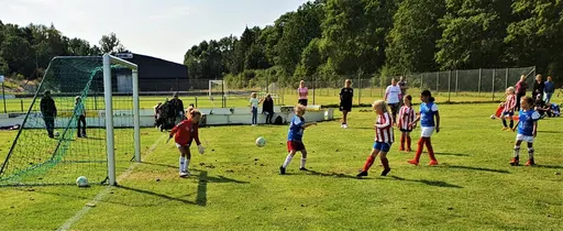 Bild 1-3,5: Match mot Säve Bild 4: Match mot BK Häcken