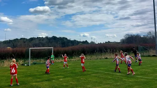 Bild 1-2: YIS-Kongahälla Bild 3-9: YIS-Älvängen Bild 10-14: YIS-Hermansby