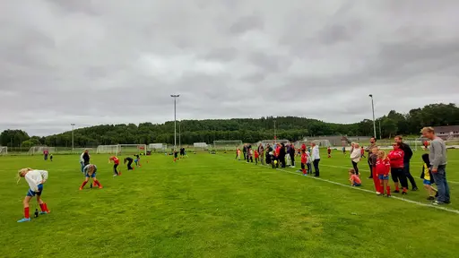 Vi avslutade vårsäsongen med femkamp och fika tillsammans med föräldrarna