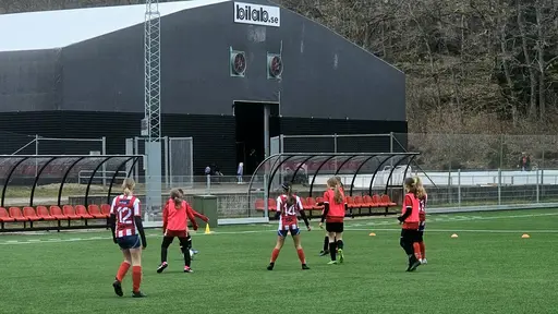 Fint spel av F-13 resulterade i många mål