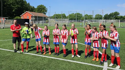 Match 1: Bild 1-14. Match 2: Bild 15-32. Collage: Bild 33