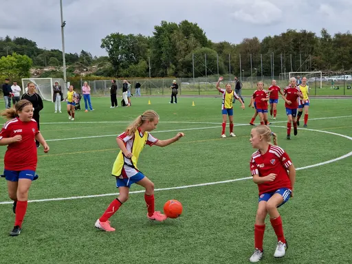Ytterby Cup där våra två lag fick möta Mölndal, Kode och Kareby