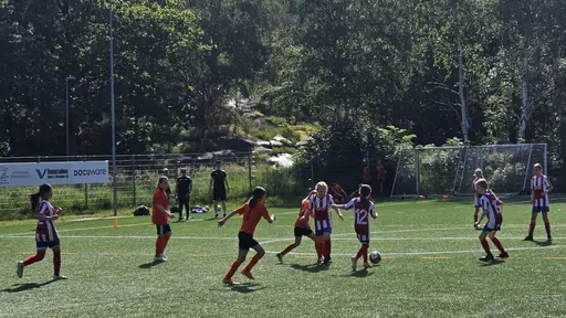 Match 1: Bild 1-14. Match 2: Bild 15-32. Collage: Bild 33