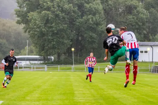 Bilder tagna av Joakim i ösregnet på Yttern.